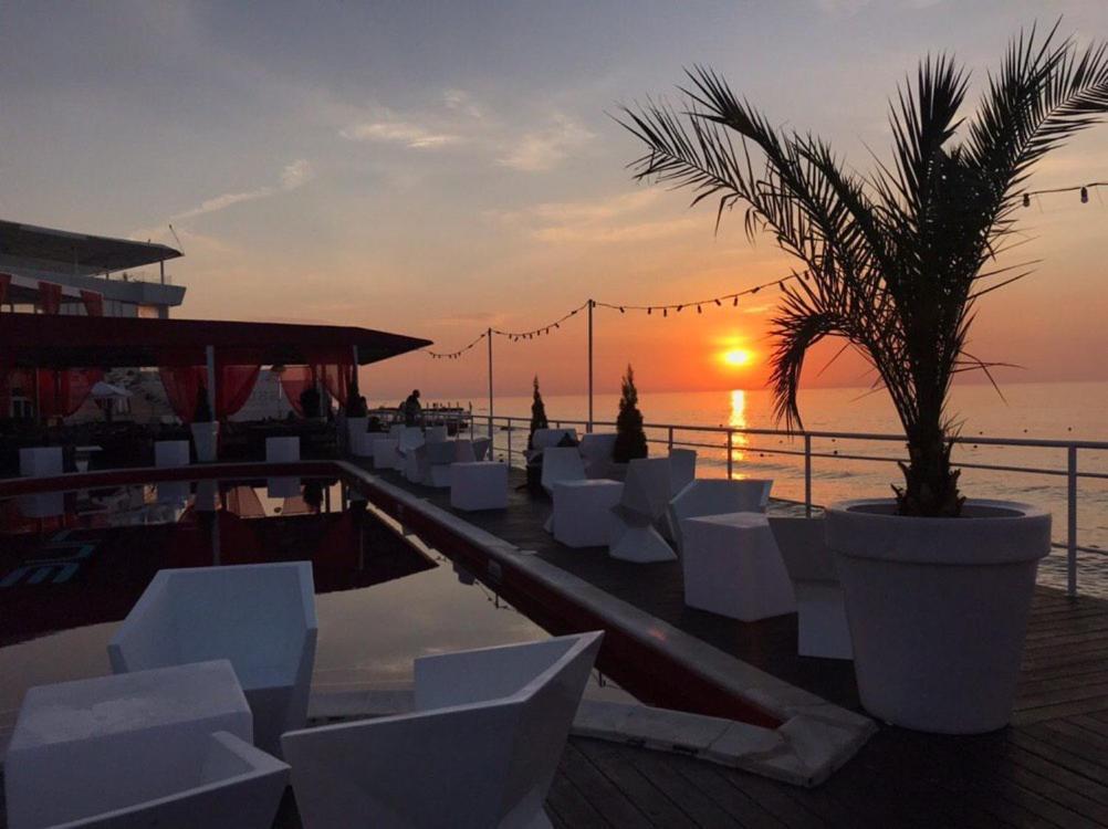 Club House Arkadia Beach Otel Odessa Dış mekan fotoğraf